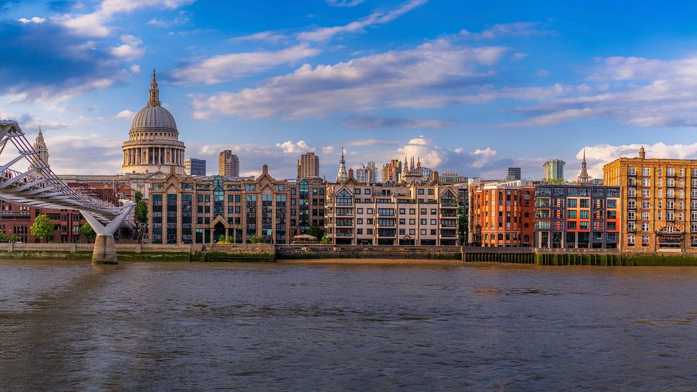 London by the the river. Free public domain CC0 photo.