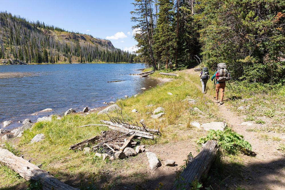 Hiking past the head of Lake Abundance. Original public domain image from Flickr