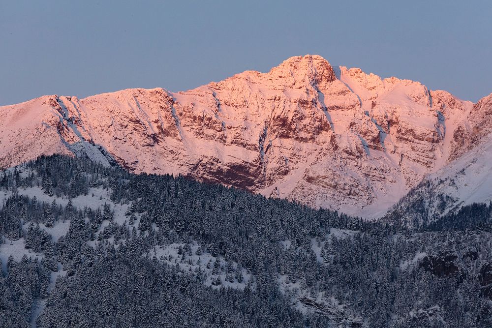 First light on Electric Peak by Jacob W. Frank. Original public domain image from Flickr