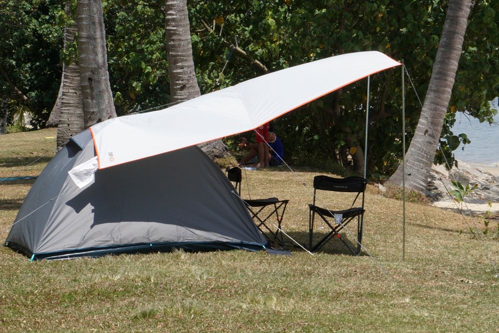 pasir ris park - camping tent with shade.