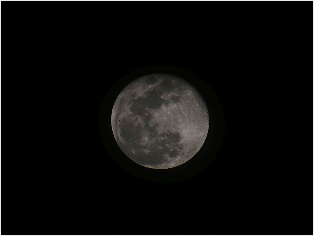 The last super full moon in 2020 happened on May. Original public domain image from Flickr