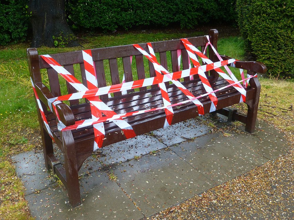 Closed seating in a park during the spring 2020 Covid pandemic lockdown. Free public domain CC0 photo.