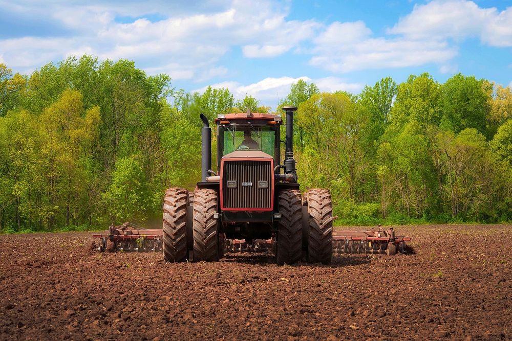 Richard Eaves of Oak Bluff Farms LLC, a field in Frederick County, Md., May 12, 2020, in preparation for planting spring…