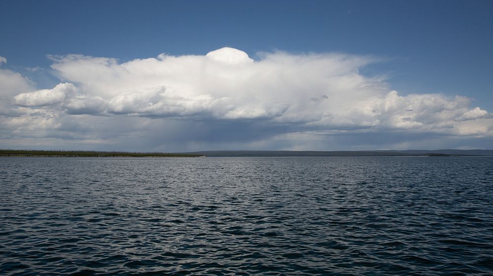 Cloud formations at Yellowstone Lake by Diane Renkin. Original public domain image from Flickr