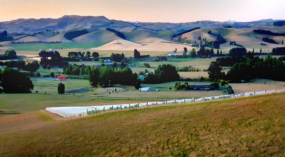Across the Valley.Waipara is a picturesque valley just 45 minutes north of Christchurch. This is one of New Zealand’s…