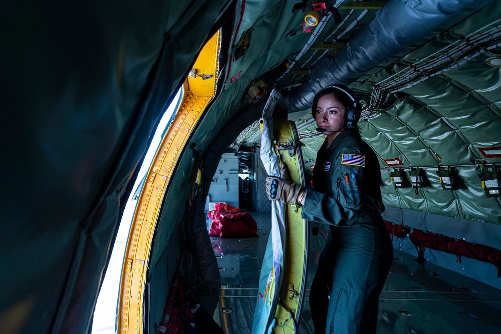 U.S. Air Force Staff Sgt. Kimberly Moncayo, a boom operator with the New Jersey Air National Guard's 141st Air Refueling…