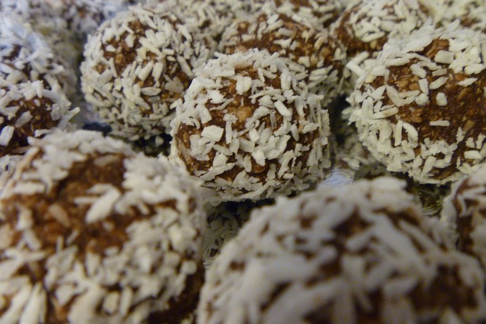 Helsinki 2011 Trip: Not Salty......but still chocolate balls. These are the delights that Karin prepared in our honour.…
