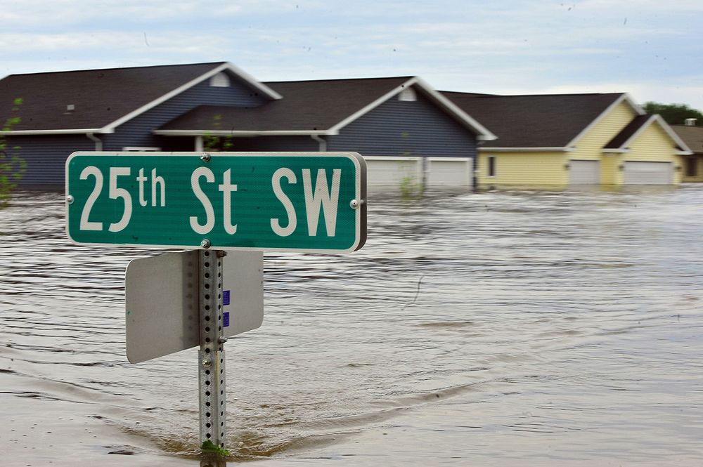 MINOT, N.D. – 10 feet of water flood nearly 20 percent of the neighborhood throughout the city of Minot Dakota, leaving more…
