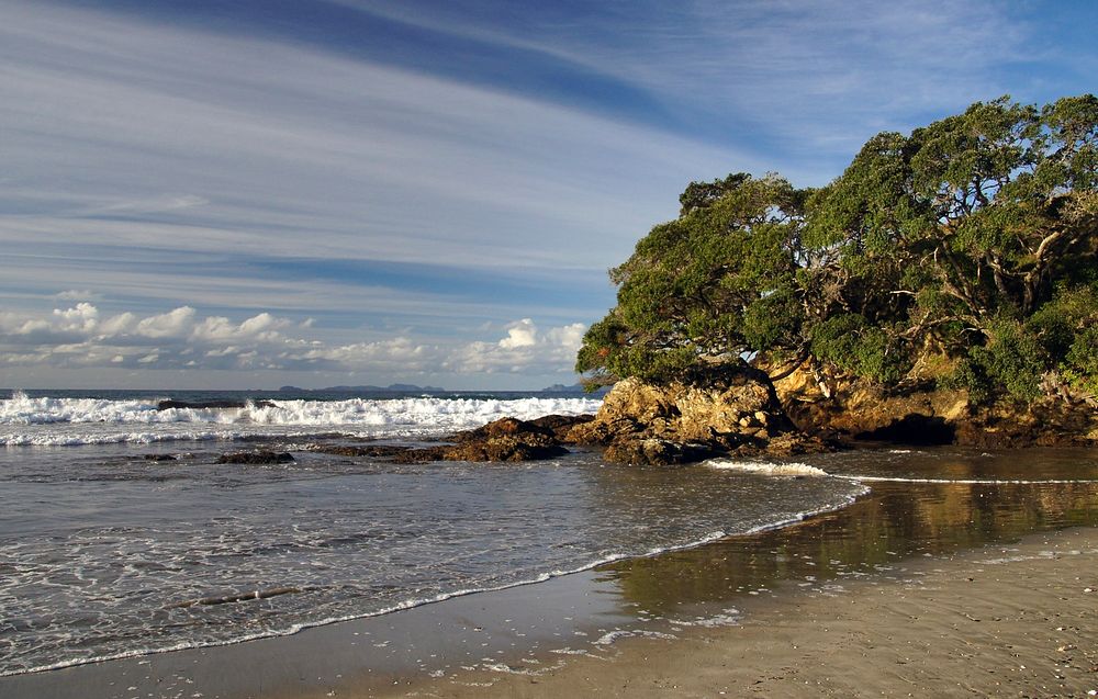 Waipo Beach. Original public domain image from Flickr