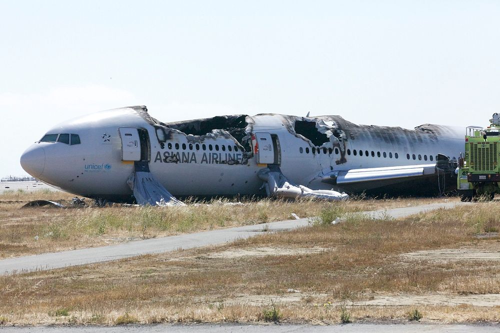 Asiana Flight 214View of damage to fuselage of Asiana Flight 214. Original public domain image from Flickr