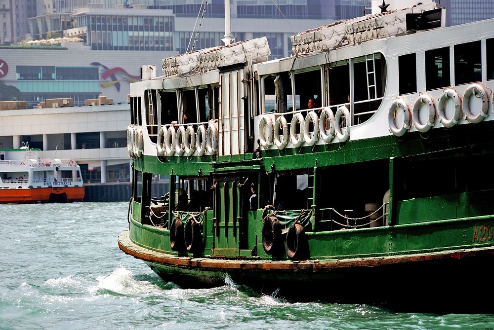Cruising Hong Kong Harbour.