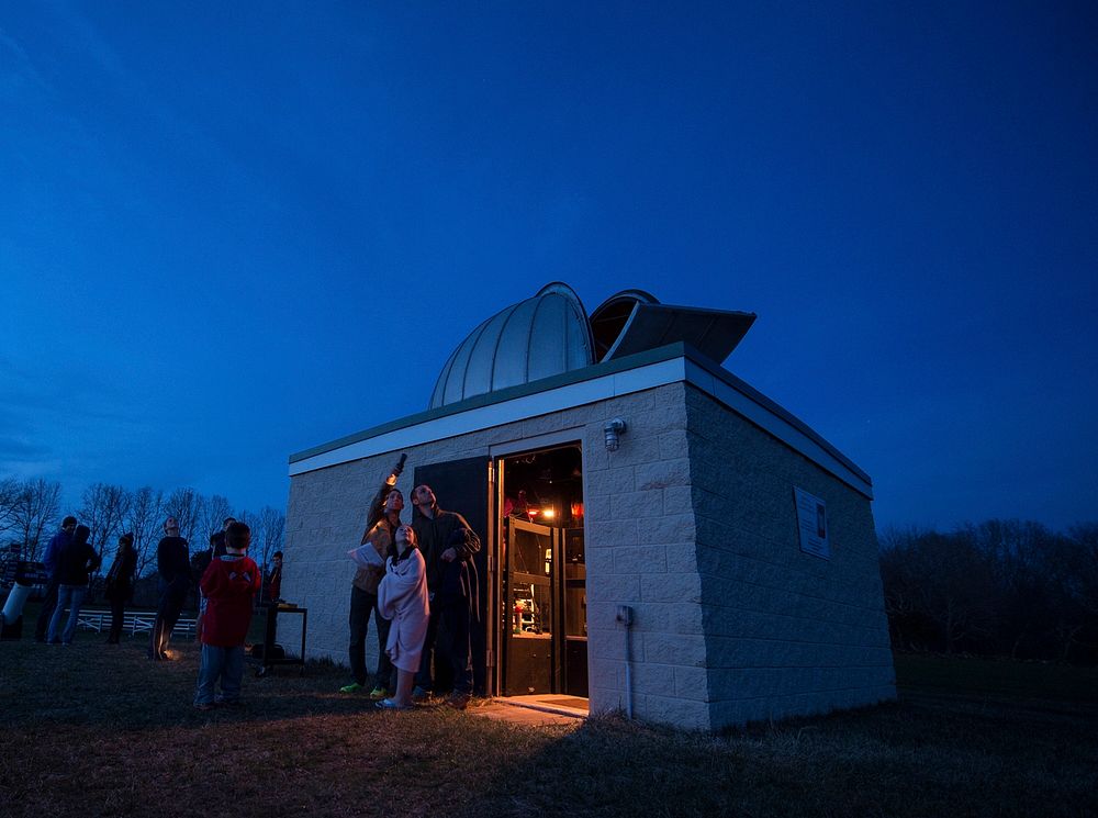 STONINGTON, Conn. -- U.S. Coast Guard Academy cadets, staff, faculty, and family members gather at the Academy Observatory…