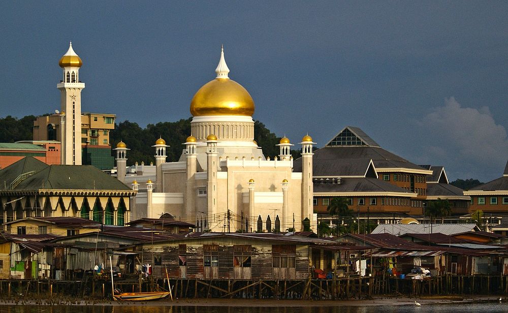 Sultan Umar Ali Saifuddien Mosque.