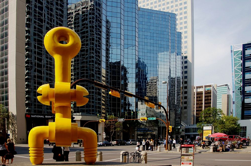 Kabuki Bow Valley Square Calgary.Kabuki is a sculpture that was created by Sorel Etrog from Romania which is deisgned to…