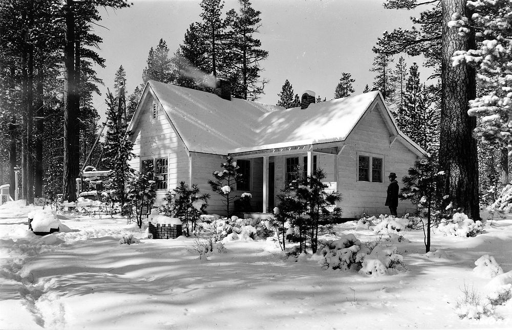 Research Station in Snow, Deschutes NF, OR 1935Deschutes National Forest Historic Photo. Original public domain image from…