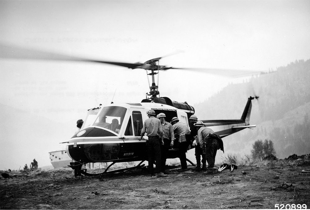 Helicopter on Slide Ridge Fire, Wenatchee NF, WA 1970Okanogan-Wenatchee National Forest Historic Photo. Original public…