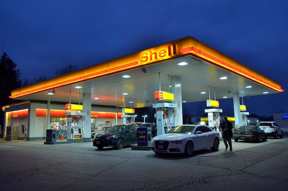 Shell gas station, Location unknown, December 4, 2015.