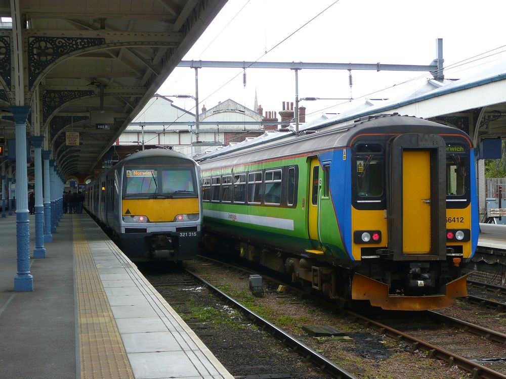 321 315 and 156 412 at Norwich railway station.