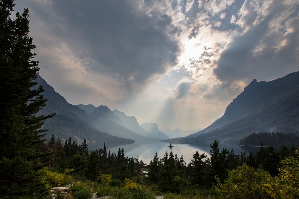 Hazy Wild Goose Island Wide. Original public domain image from Flickr