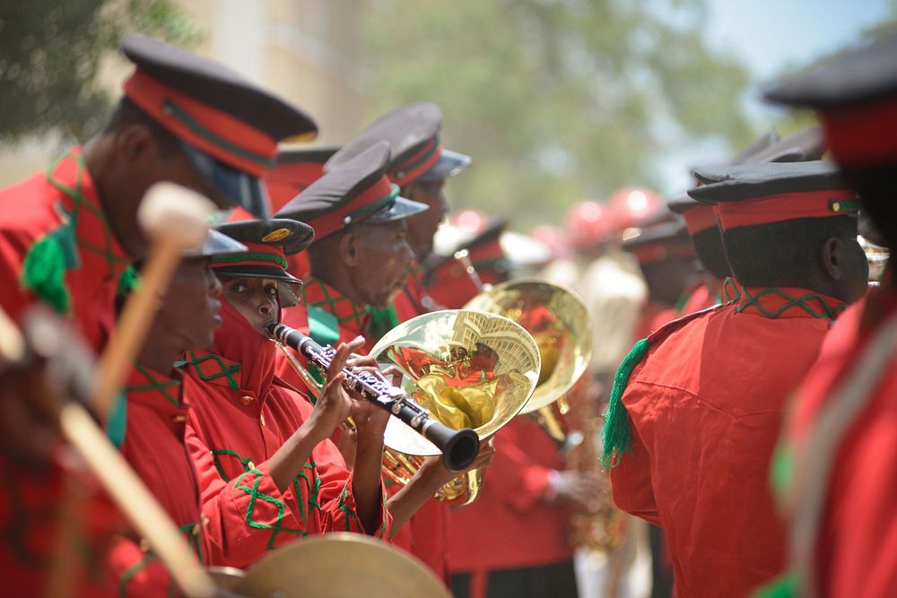 A military band plays during a parade at the Somali Armed Forces Headquarters to celebrate the army's 56th anniversary in…