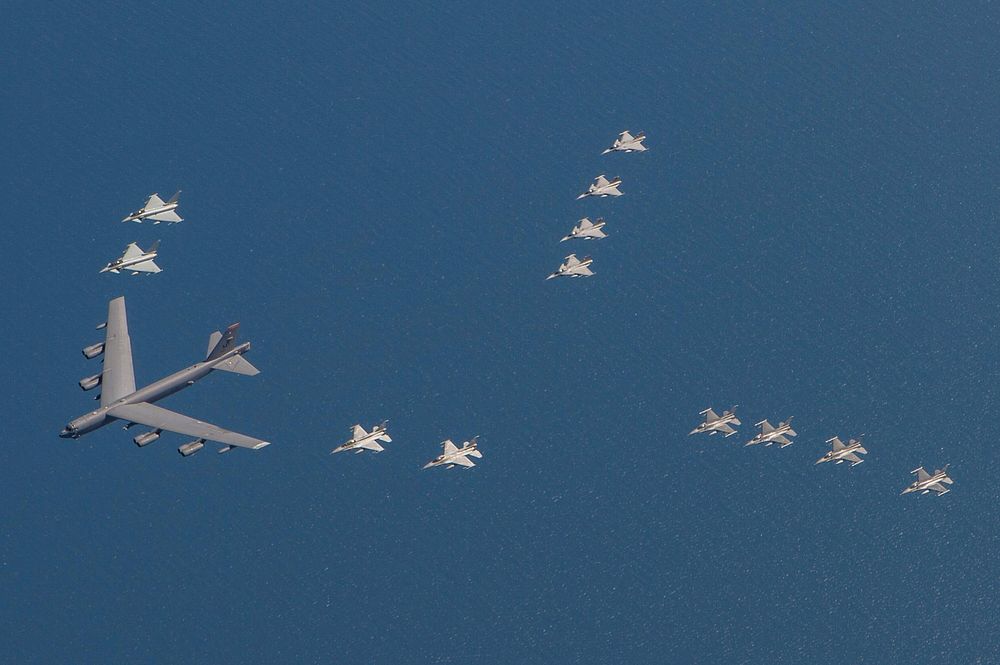 BALTIC SEA (June 9, 2016) A United States Air Force ‪&lrm;B52‬ Stratofortress leads a formation of aircraft including two…
