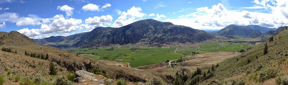 Sinlahekin Valley panorama from the Pacific Northwest Trail below Loomis State Forest 1Sagelands panorama from the Pacific…