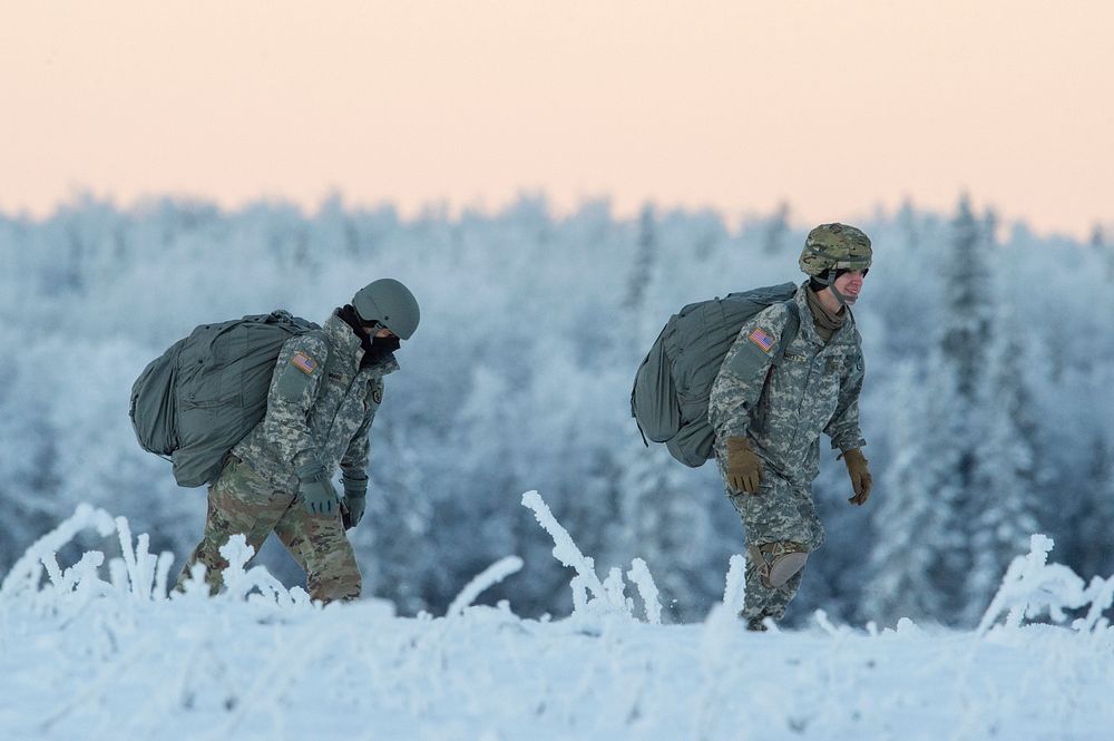 Paratroopers assigned to the 4th Infantry Brigade Combat Team (Airborne), 25th Infantry Division, U.S. Army Alaska, proceed…