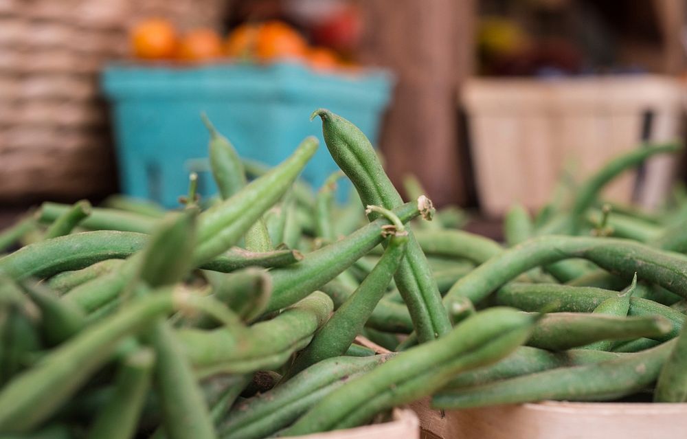 Organic string beans from Tuscarora Organic Growers (TOG) was delivered to Each Peach Market in the Washington, D.C., on…