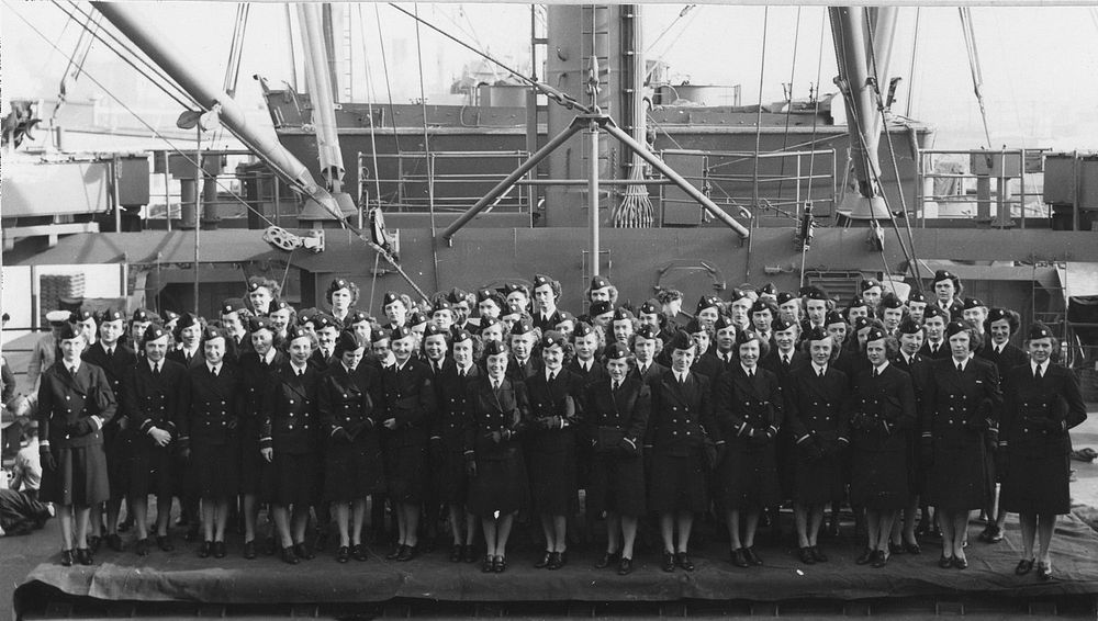 Fleet Hospital #115. Nurses taken aboard the U.S.S. Hershaw in San Francisco, California. 7 Feb. 1945. [World War II; South…