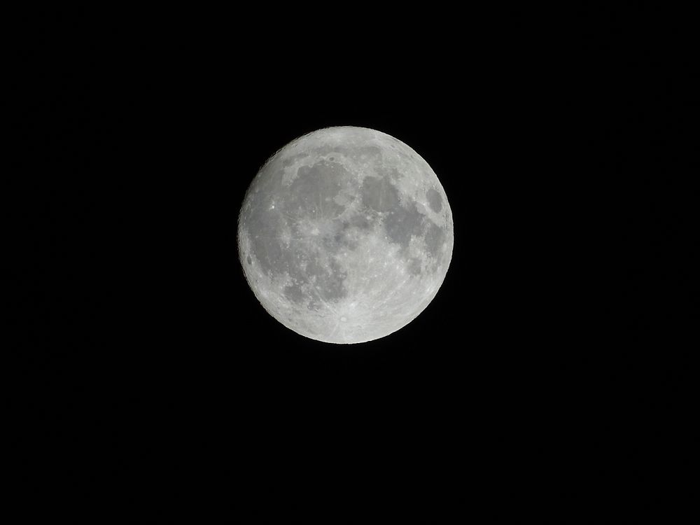 Hunters Moon October 2018. Free Photo rawpixel