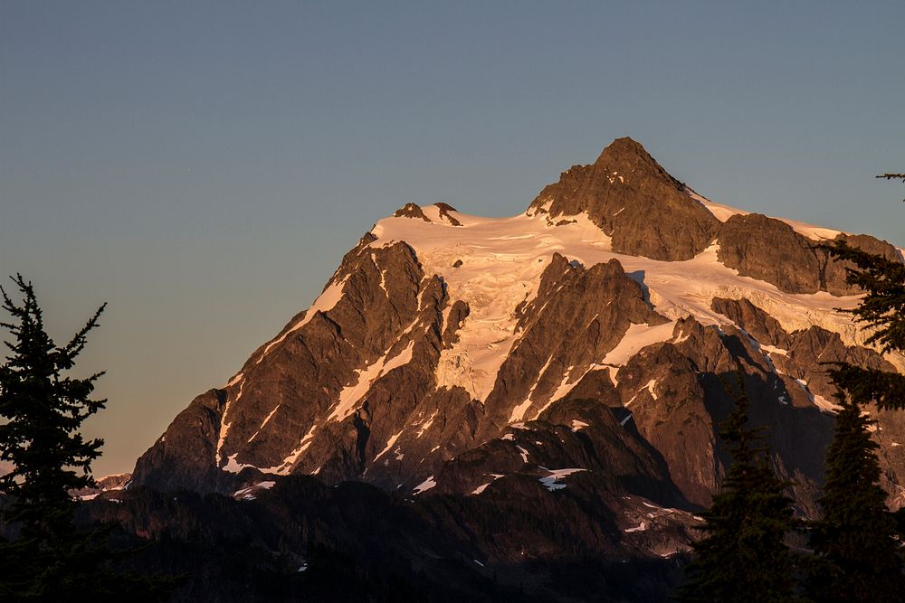 View of Mt Baker Summit from West, Mt Baker Snoqualmie National Forest. Original public domain image from Flickr