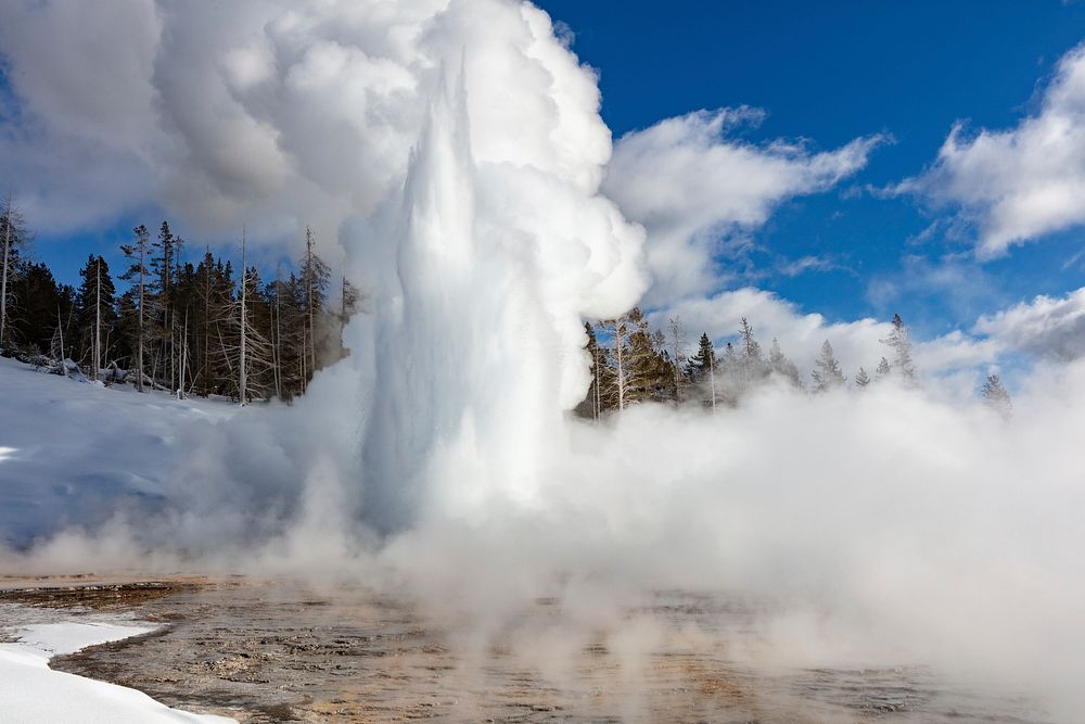 Grand Geyser eruption by Jacob W. Frank. Original public domain image from Flickr