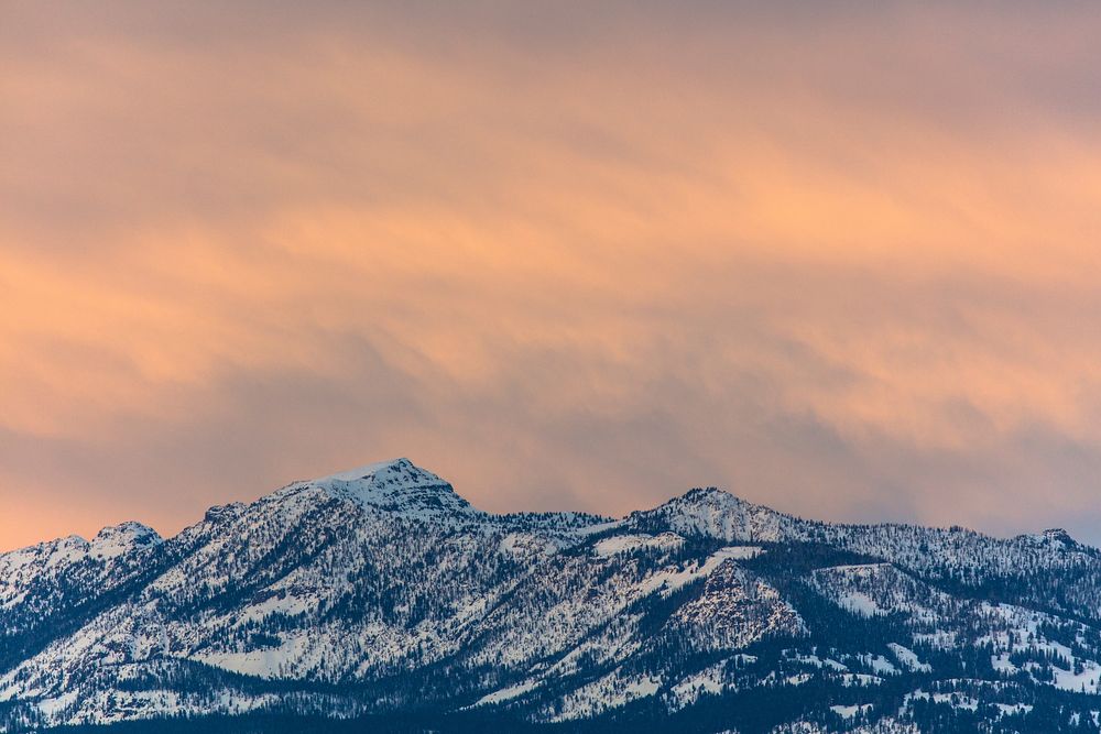 Last light over the ridge of Monitor Peak. Original public domain image from Flickr