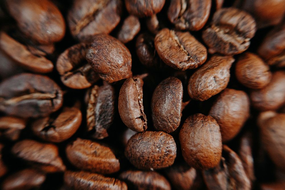 Roasted coffee beans background. Free public domain CC0 image