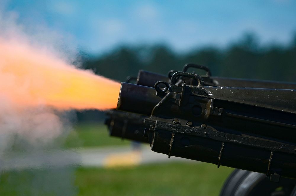 An M1A1 Howitzer fires for the 21-Gun Salute during the South Carolina National Guard Air and Ground Expo at McEntire Joint…