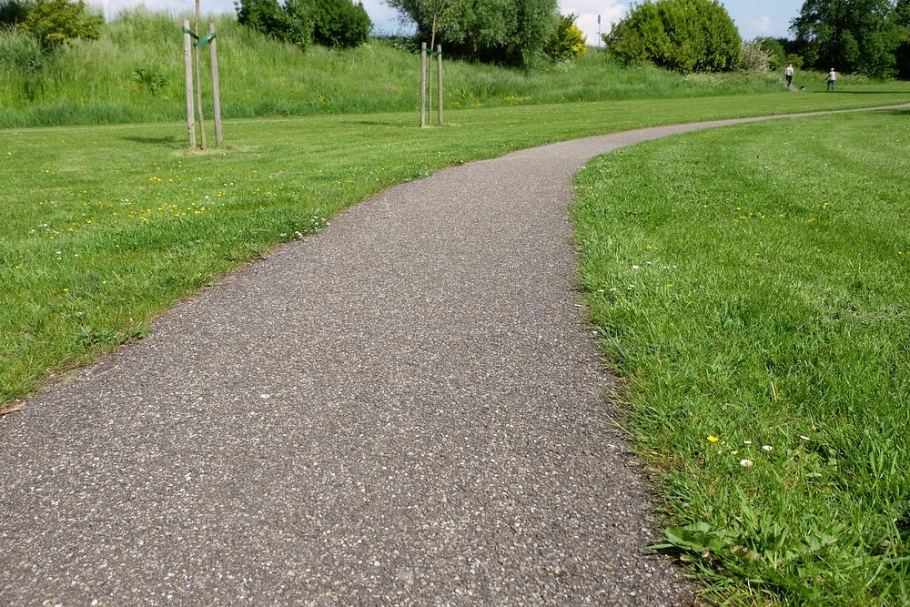 Footpath in Seringenpark.