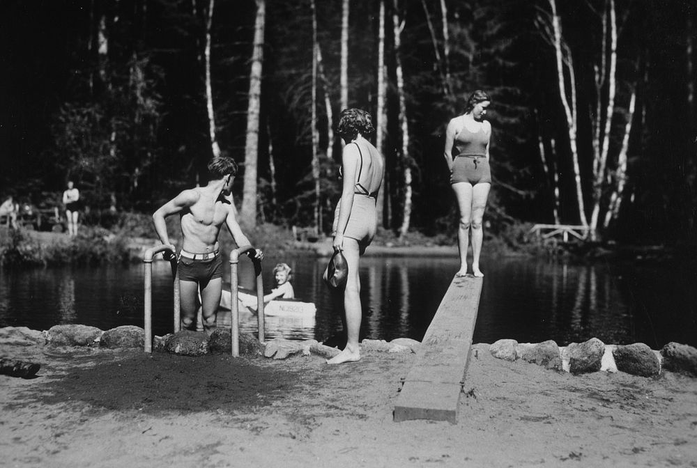 Swimming pool at Swim Resort, Mt Hood National Forest. Original public domain image from Flickr