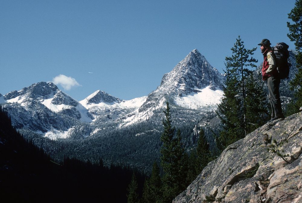 Okanogan-Wenatchee National Forest, Glacier Peak Wilderness. Original public domain image from Flickr