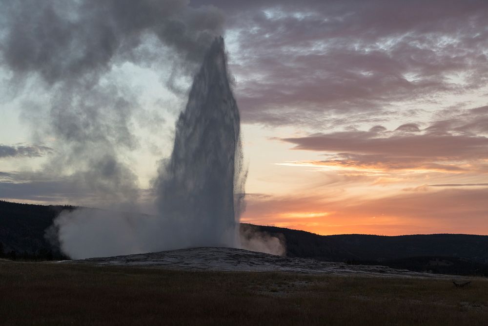 Old Faithful eruption at sunsetby Jacob W. Frank. Original public domain image from Flickr