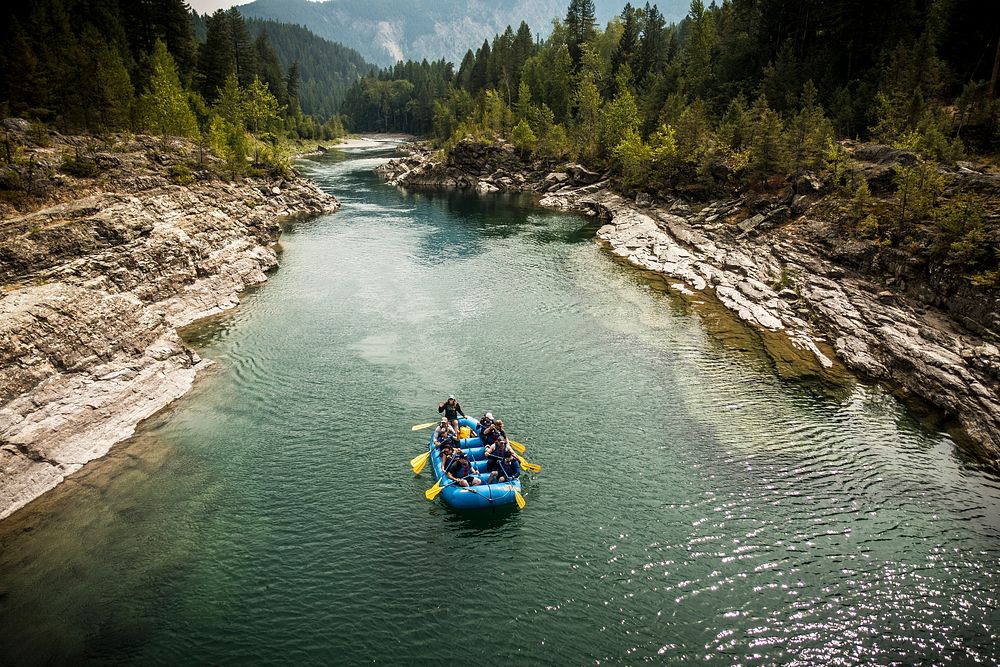 Rafting on Middle Fork of the Flathead River. Original public domain image from Flickr