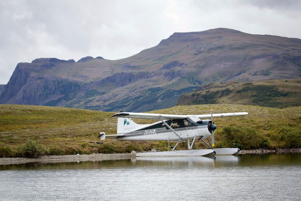 Float plane on Crosswinds Lake. Original public domain image from Flickr