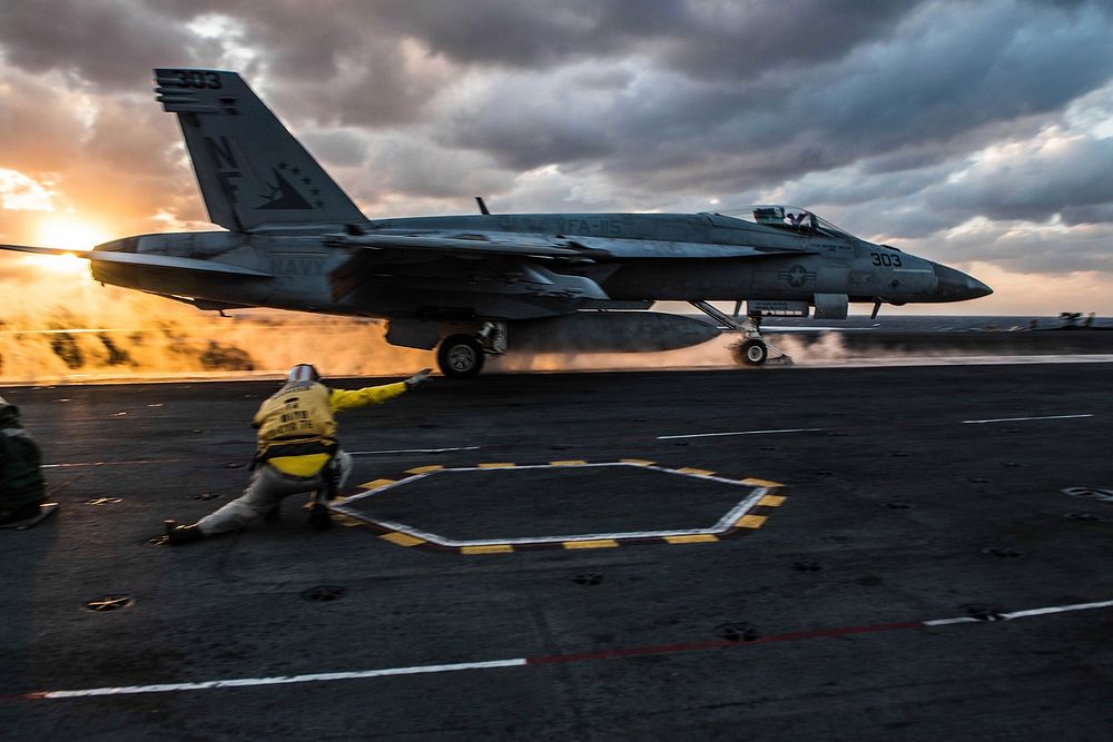 A U.S. Navy F/A-18E Super Hornet of Strike Fighter Squadron (VFA) 115 launches from the flight deck of the aircraft carrier…