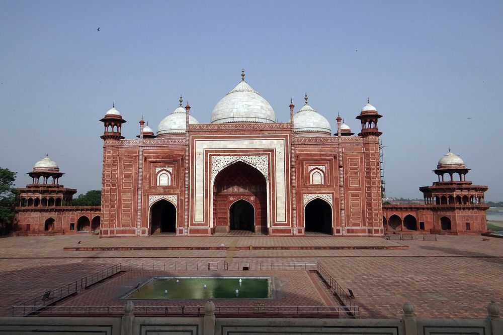 Taj Mahal masjid monument architecture. Free public domain CC0 photo.