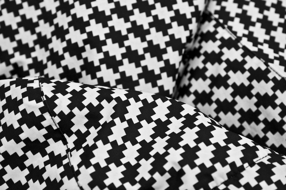 Black & white textile texture. Free public domain CC0 photo.