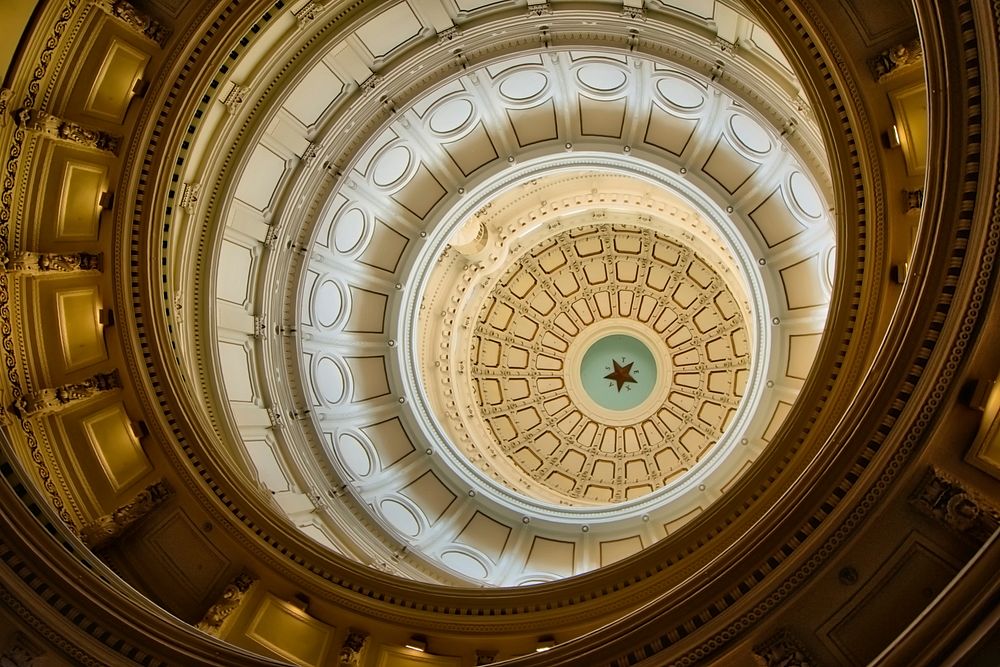 Elegant patterned ceiling. Free public domain CC0 photo.