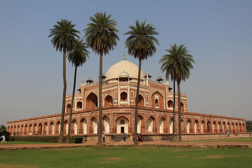 Delhi tomb monument landmark, India. Free public domain CC0 image.