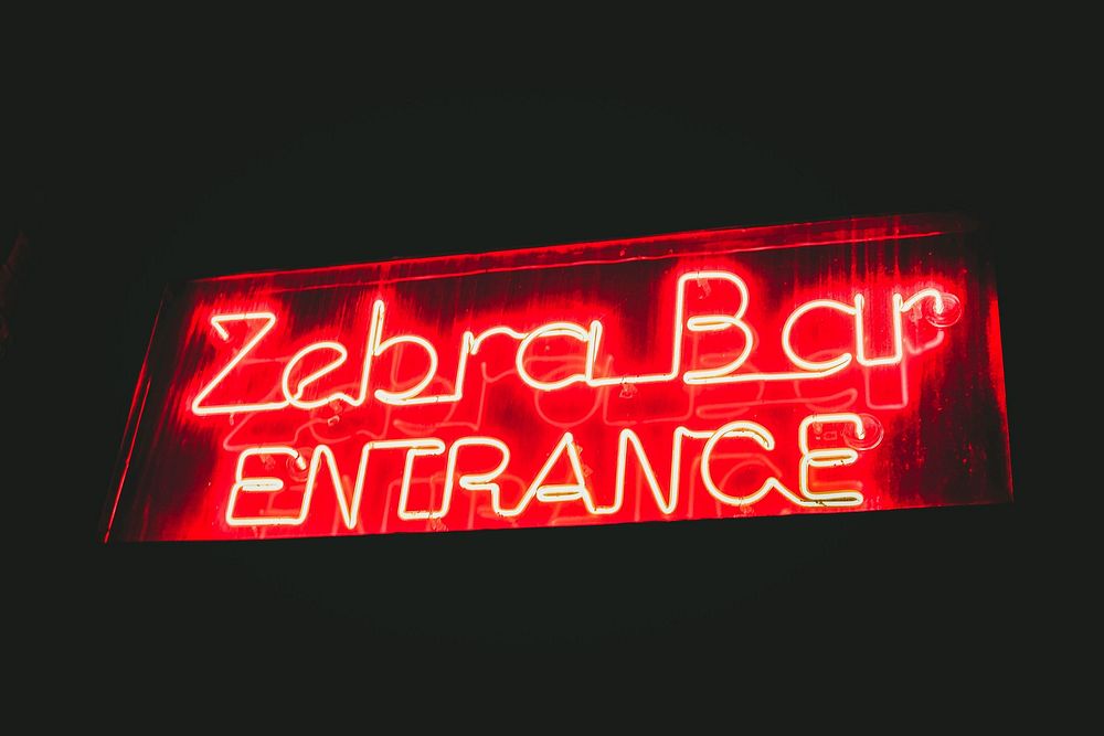 Bar neon sign, free public domain CC0 image.