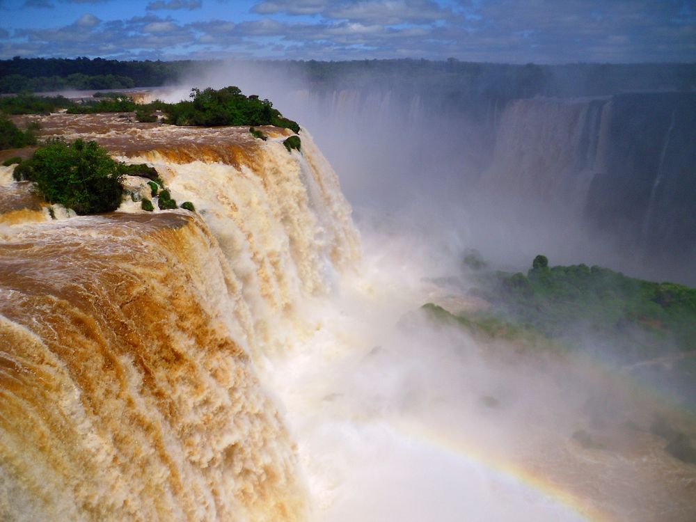 Iguazú Falls in Brazil. Free public domain CC0 image.