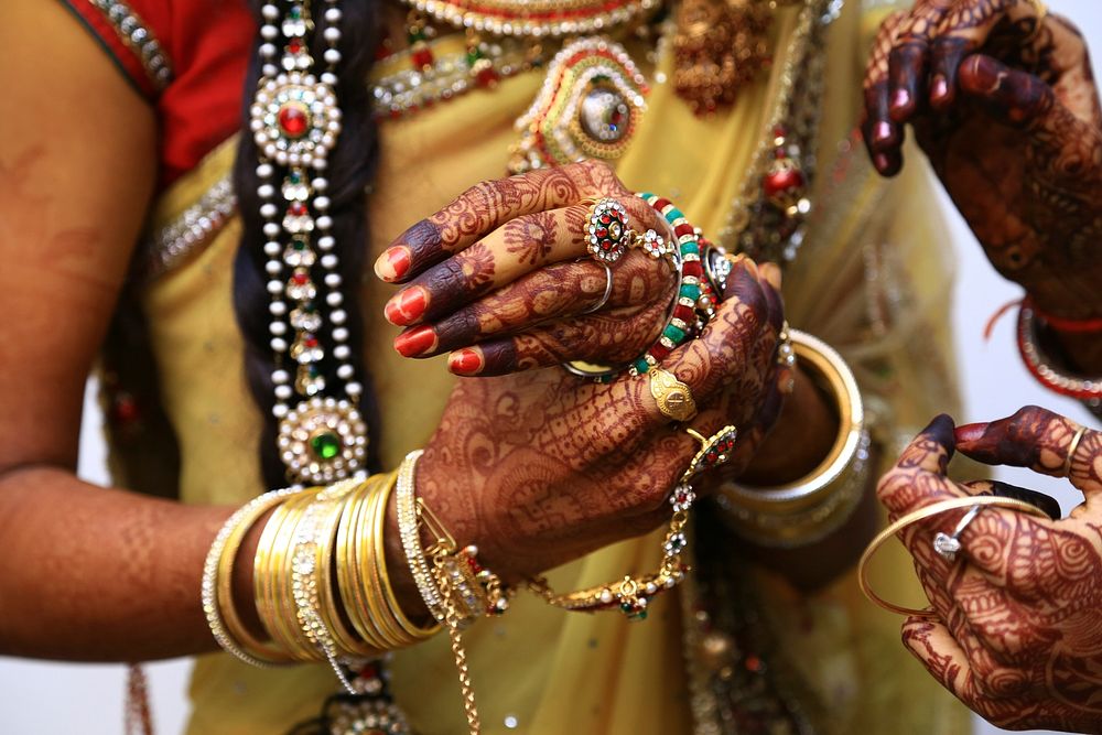 Indian bride in traditional dress. Free public domain CC0 photo.