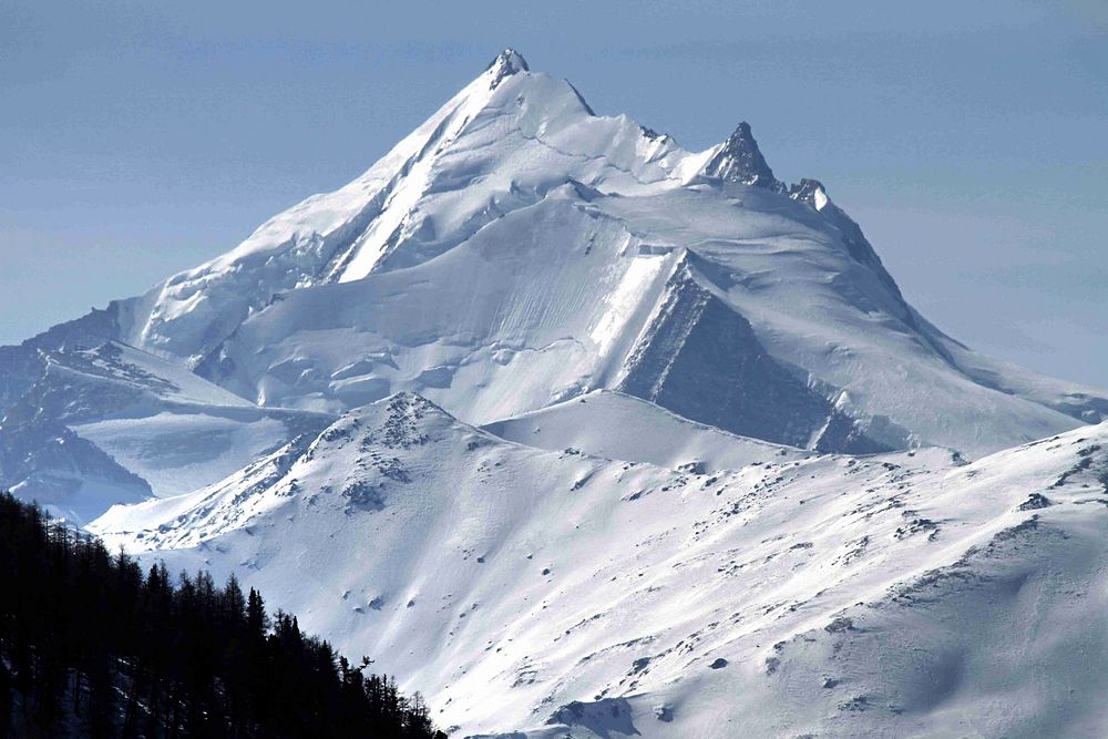 Snow-capped mountain. Free public domain CC0 photo. 